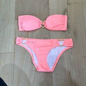 Victoria’s Secret bikini